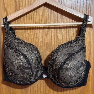 Cacique bra sz‎ 42 DD black lacy underwire